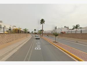 Casa en venta en Residencial Senderos, Torreón — foto 2 de 5
