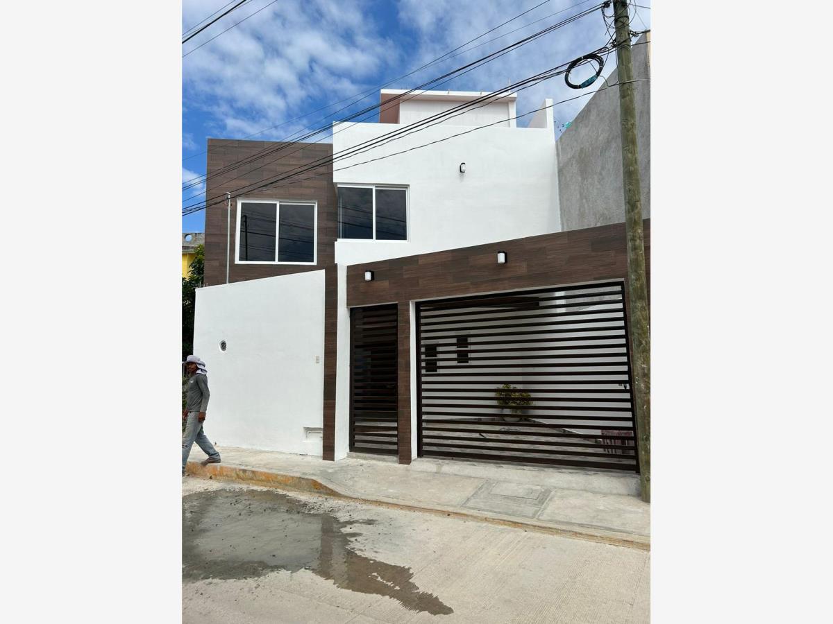 Casa en venta en Plan de Ayala Ampliación Norte, Tuxtla Gutiérrez — foto 1 de 11