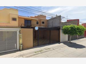 Casa en Lomas de Ibarrilla, León, Guanajuato