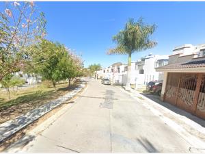 Casa en venta en Senderos del Monte, Tepic — foto 3 de 5