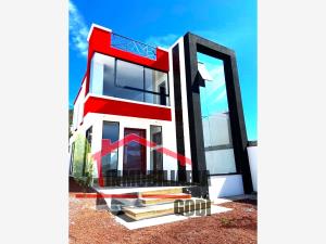 Casa en Granjas Banthí Sección Solares, San Juan del Río, Querétaro