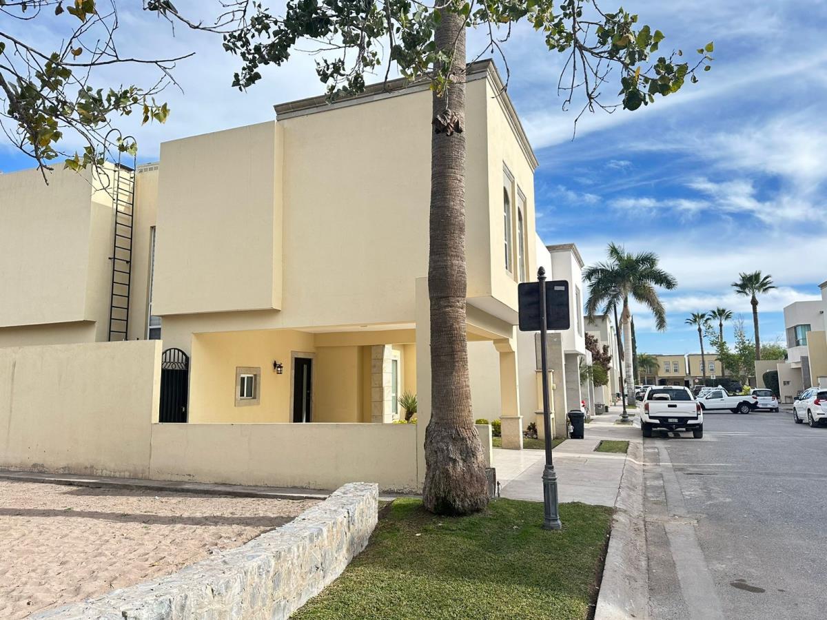 Casa en renta en Residencial Senderos, Torreón — foto 1 de 35