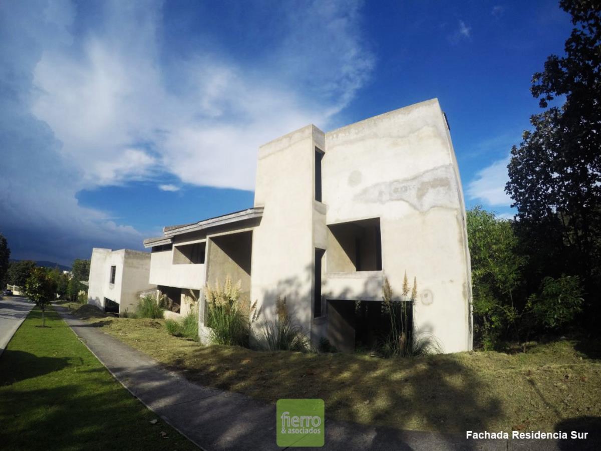 Casa en venta en Ciudad Bugambilia, Zapopan — foto 1 de 8