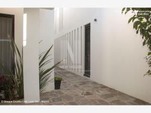 Casa en venta en La Campiña del Bosque, León — foto 3 de 20