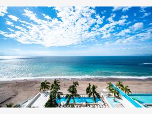 Departamento en venta en Zona Hotelera Norte, Puerto Vallarta — foto 2 de 37