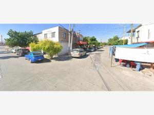 Casa en venta en Residencial las Torres, Torreón — foto 3 de 6
