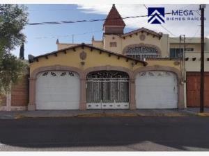 Casa en Jardines de Durango, Durango, Durango