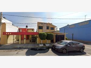 Casa en venta en El Coyol, Gustavo A. Madero, Ciudad de México Casa en venta en El Coyol, Gustavo A. Madero, Ciudad de México