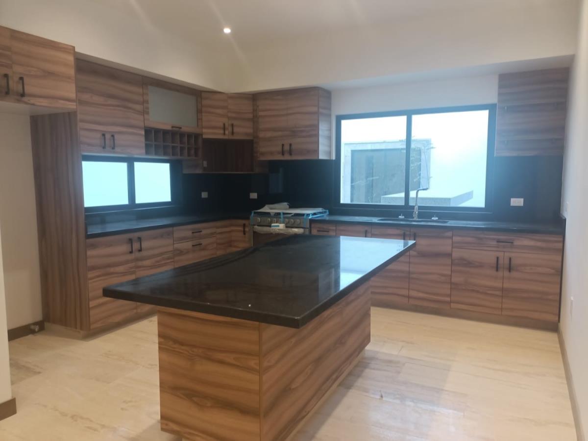 Casa en venta en Los Viñedos, Torreón — foto 1 de 9