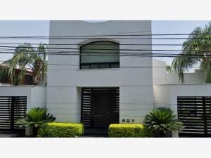 Casa en venta en Valle de Santa Engracia, San Pedro Garza García — foto 3 de 7