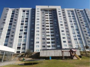 Departamento en venta en Residencial Lago Esmeralda, Atizapán de Zaragoza — foto 2 de 26