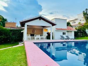 Casa en Lomas de Cocoyoc, Atlatlahucan, Morelos