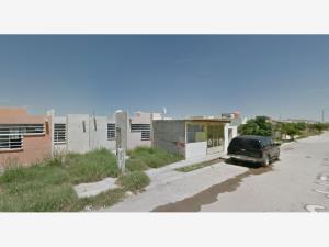 Casa en venta en Residencial Rancho Alegre, Torreón — foto 2 de 10