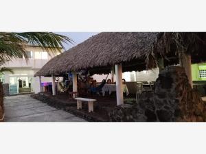 Hotel en renta en Anton Lizardo, Alvarado — foto 3 de 10