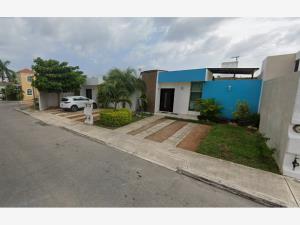 Casa en venta en Gran Santa Fe, Mérida — foto 3 de 18