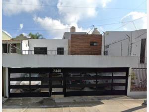 Casa en venta en Bosques de La Victoria, Guadalajara — foto 2 de 7