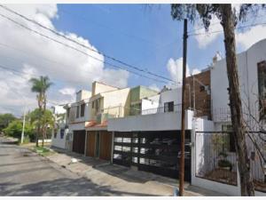 Casa en venta en Bosques de La Victoria, Guadalajara — foto 3 de 7