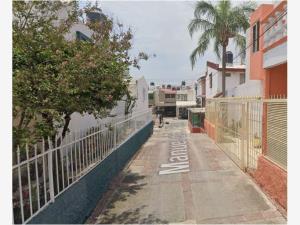 Casa en venta en Fovissste Miravalle, San Pedro Tlaquepaque — foto 2 de 4
