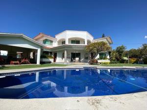 Casa en venta en Lomas de Cocoyoc, Atlatlahucan, Morelos Casa en venta en Lomas de Cocoyoc, Atlatlahucan, Morelos