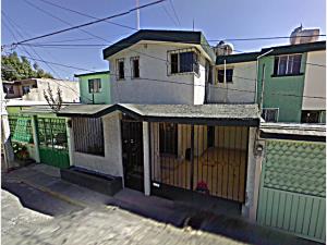 Casa en venta en Izcalli Cuauhtémoc I, Metepec — foto 2 de 6