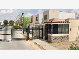 Casa en venta en Hacienda de los Nogales, Juárez — foto 2 de 4