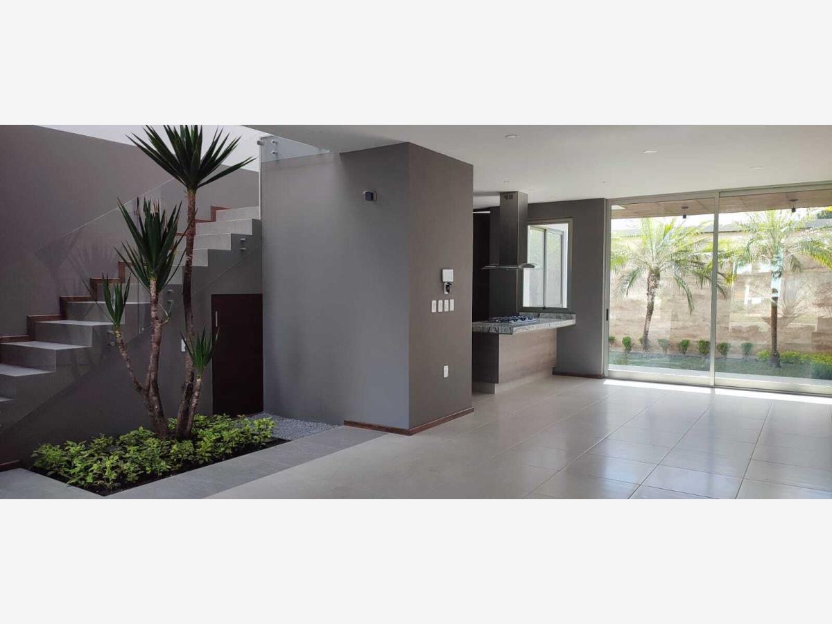 Casa en venta en Bosque Monarca, Morelia — foto 1 de 32
