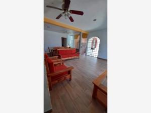 Casa en venta en Oaxtepec Centro, Yautepec — foto 2 de 11
