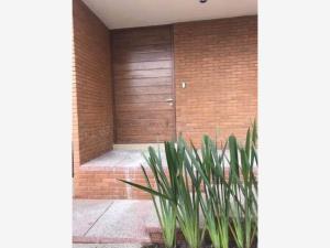 Casa en Cerrada del Pedregal Residencial, San Luis Potosí, San Luis Potosí — foto 1 de 48