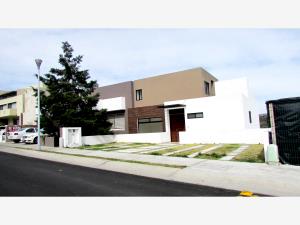 Casa en Misión San Jerónimo, Querétaro, Querétaro