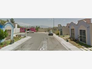 Casa en Santa Cruz del Valle, Tlajomulco de Zúñiga, Jalisco