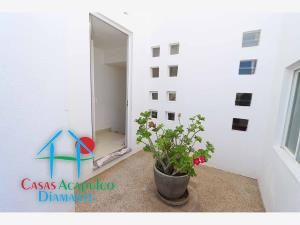 Casa en venta en Granjas del Marqués, Acapulco de Juárez — foto 3 de 59