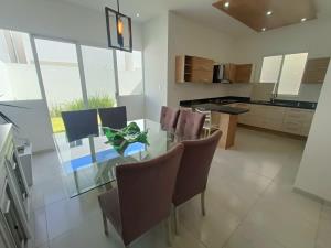 Casa en venta en Villas del Renacimiento, Torreón — foto 2 de 22