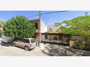 Casa en INFONAVIT Nueva California, Torreón, Coahuila de Zaragoza