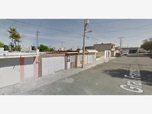 Casa en venta en Fundadores, Saltillo — foto 2 de 13