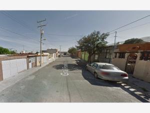 Casa en venta en Fundadores, Saltillo — foto 3 de 13