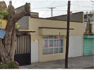 Casa en venta en San Juan de Aragón V Sección, Gustavo A. Madero — foto 2 de 6