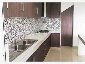 Casa en venta en Los Fresnos, Morelia — foto 3 de 10