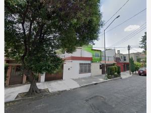 Casa en Claveria, Azcapotzalco, Ciudad de México