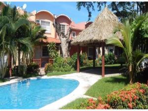 Casa en venta en Morrocoy, Zihuatanejo de Azueta — foto 2 de 9