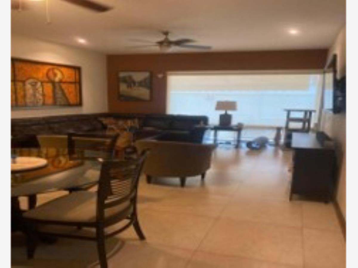 Casa en venta en Valle Dorado, Ensenada — foto 1 de 4