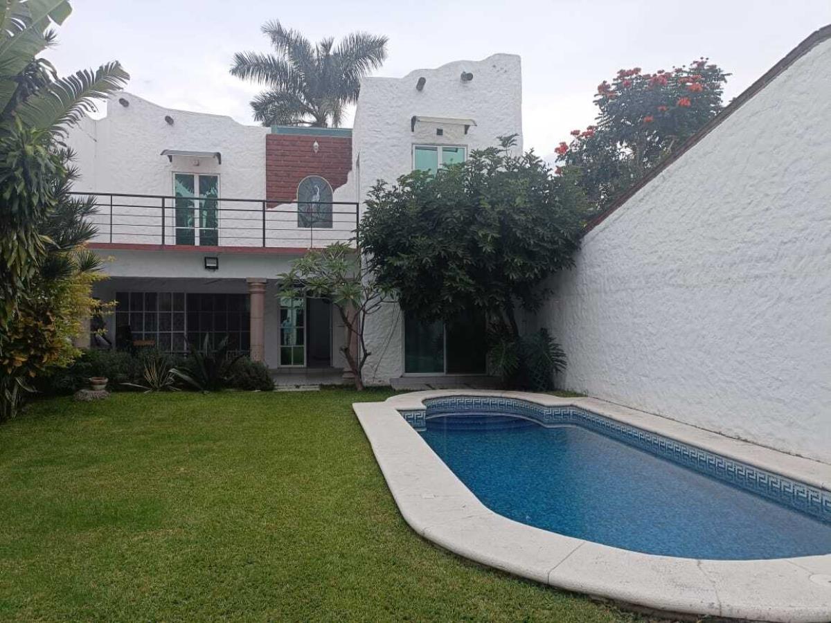 Casa en venta en Las Fincas, Jiutepec — foto 1 de 28