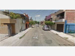 Casa en venta en Zona de Oro, Celaya — foto 2 de 4