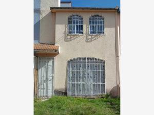 Casa en venta en Los Sauces I, Toluca, México