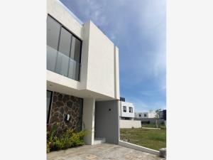 Casa en venta en Valle Imperial, Zapopan — foto 3 de 24