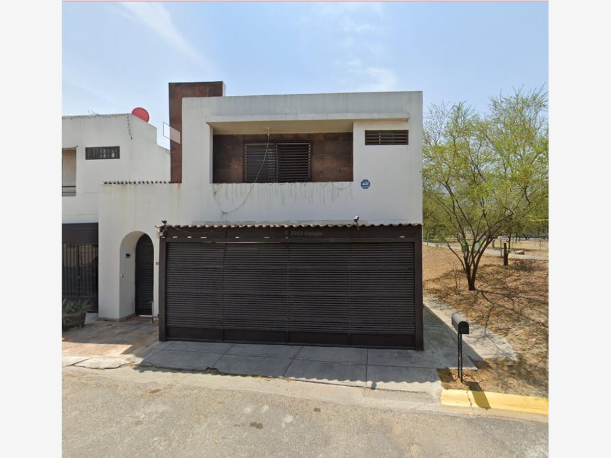Casa en venta en Cumbres Madeira, Monterrey — foto 1 de 14