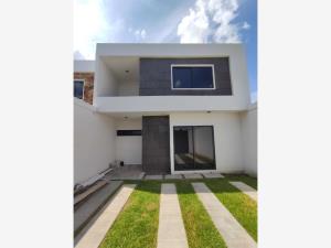 Casa en Volcanes de Cuautla, Cuautla, Morelos
