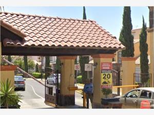 Casa en venta en Real Toscana, Tecámac — foto 2 de 4