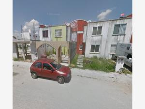Casa en Galaxia del Carmen I, Playa del Carmen, Quintana Roo — foto 1 de 6