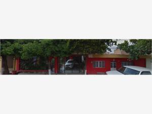 Casa en venta en Lázaro Cárdenas, Tepic — foto 2 de 4