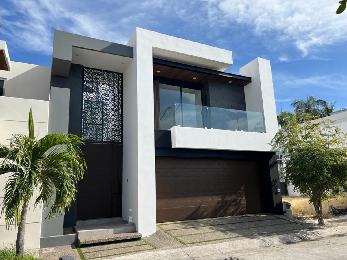 Casa en venta en Colinas de San Miguel, Culiacán — foto 1 de 21